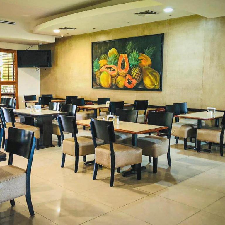 Hotel Santa Fe Camargo Ngoại thất bức ảnh