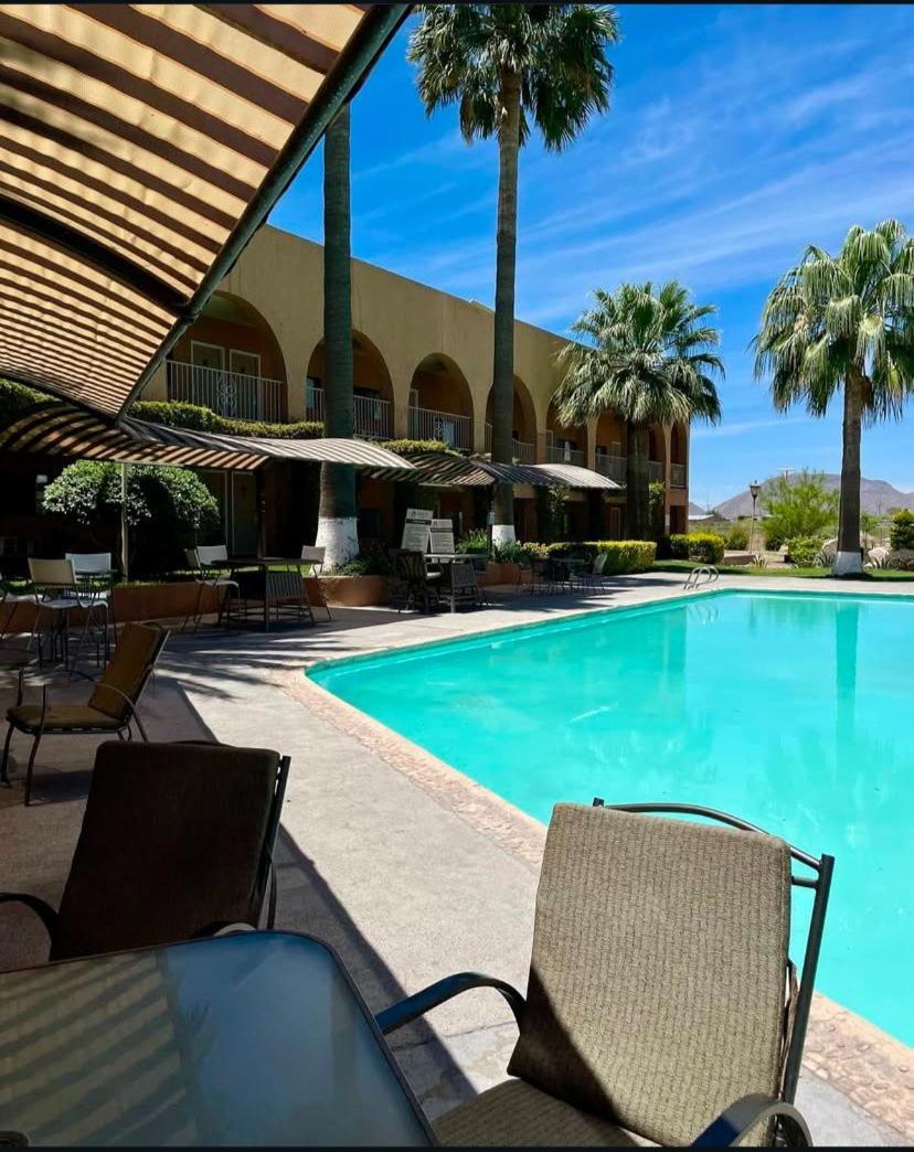 Hotel Santa Fe Camargo Ngoại thất bức ảnh