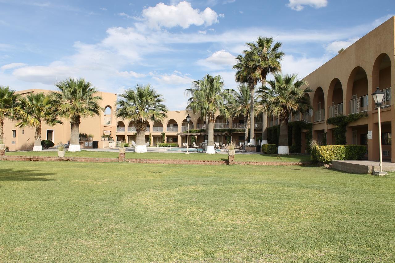 Hotel Santa Fe Camargo Ngoại thất bức ảnh